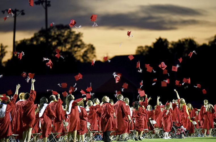 Mon. 10:13 a.m.: Graduation rates dip across US as pandemic stalls progress